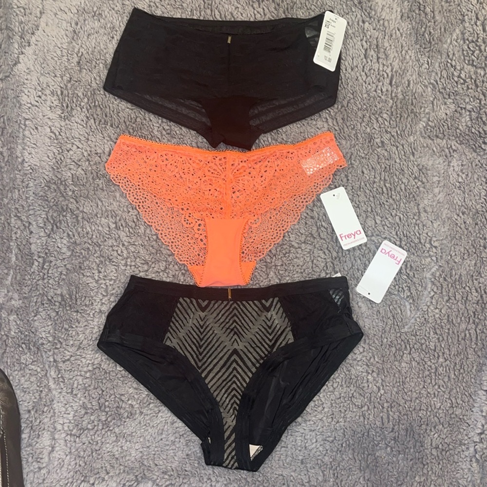 NWT Freya underwear panties 3 pairs xs